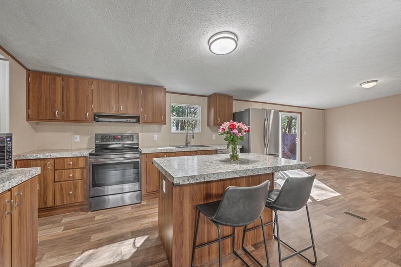 5750b Edger Tumbleston Rd, Hollywood, SC 29449