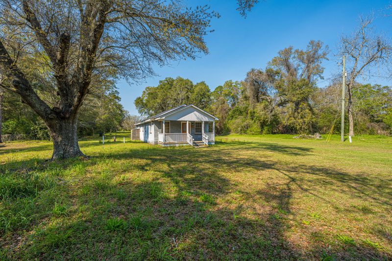 1120 Fort Johnson Rd #A, Charleston, SC 29412