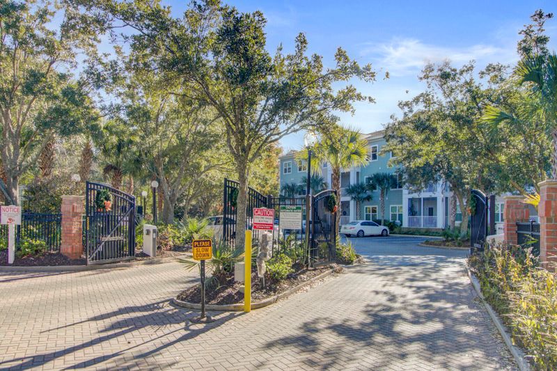1755 Central Park Rd #1103, Charleston, SC 29412