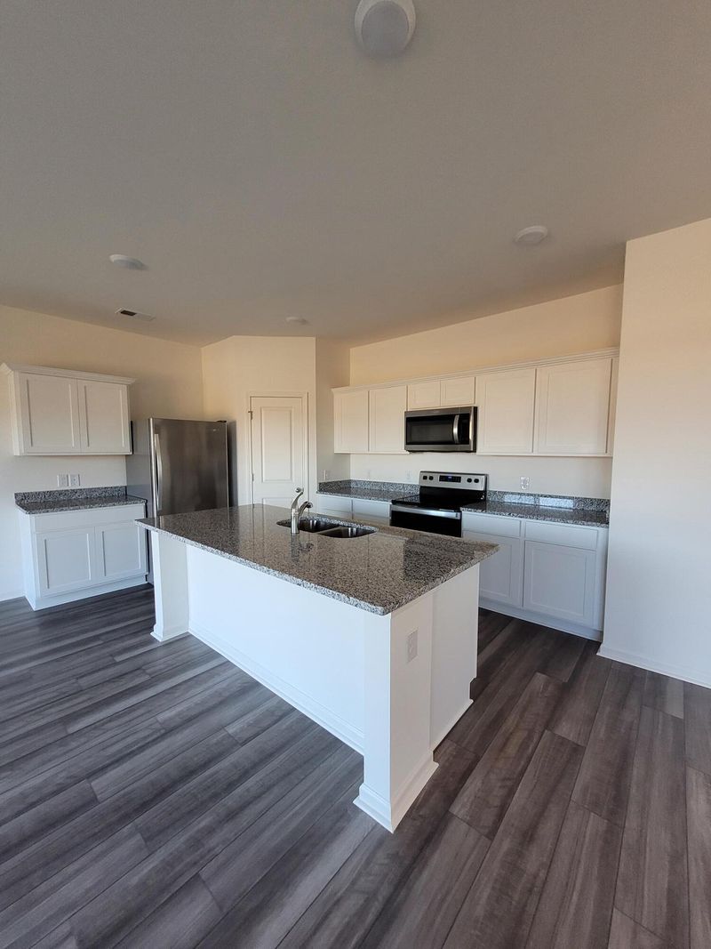 1257 Carriage Wood Cir, Ridgeville, SC 29472
