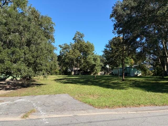 5036 Hyde Ave, North Charleston, SC 29405