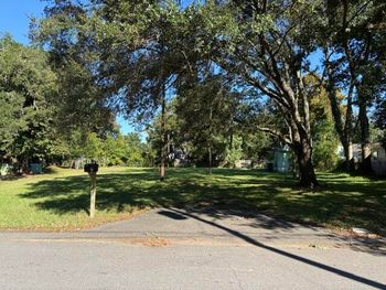 5036 Hyde Ave, North Charleston, SC 29405