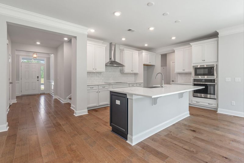 284 Huguenot Trl, Huger, SC 29450