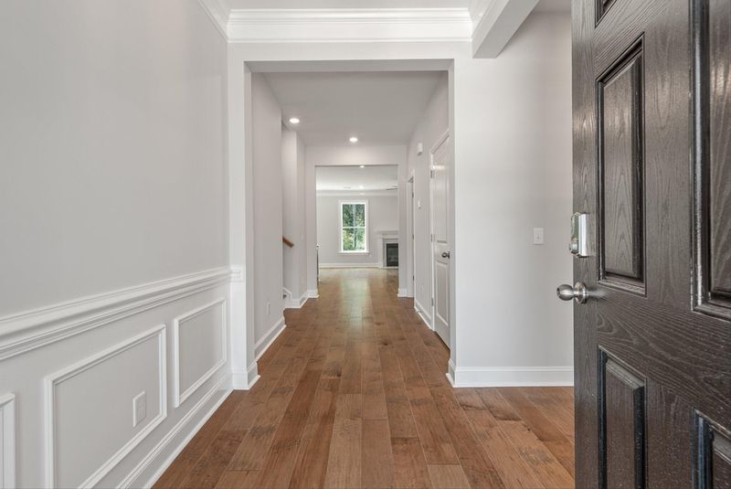 284 Huguenot Trl, Huger, SC 29450