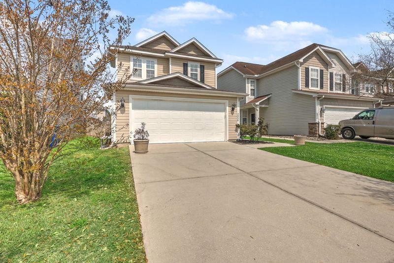 4956 Bishop Green Ln, North Charleston, SC 29420
