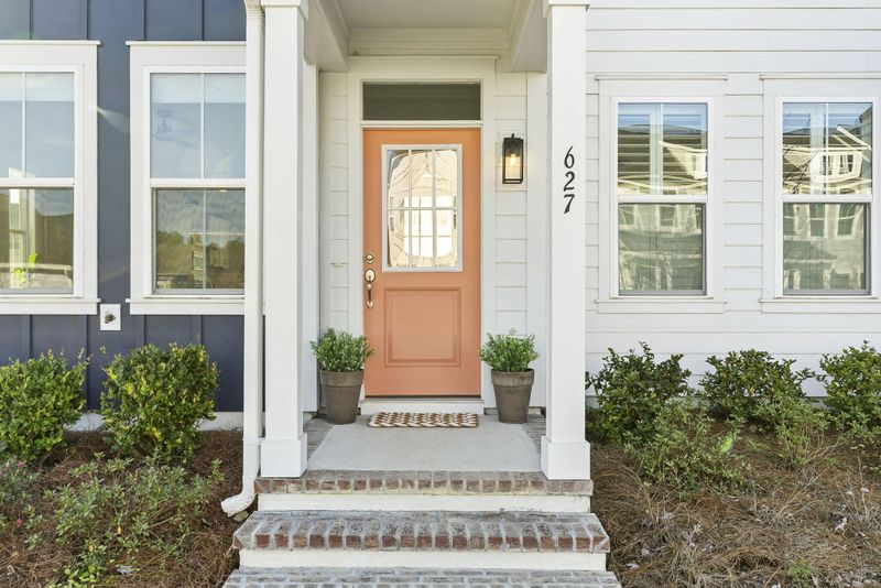 627 Southview Ln, Summerville, SC 29486