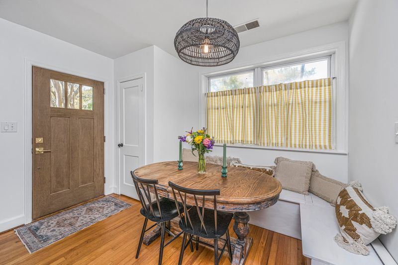 6 Stratford Rd, Charleston, SC 29407