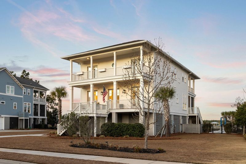 2922 River Vista Way, Mount Pleasant, SC 29466