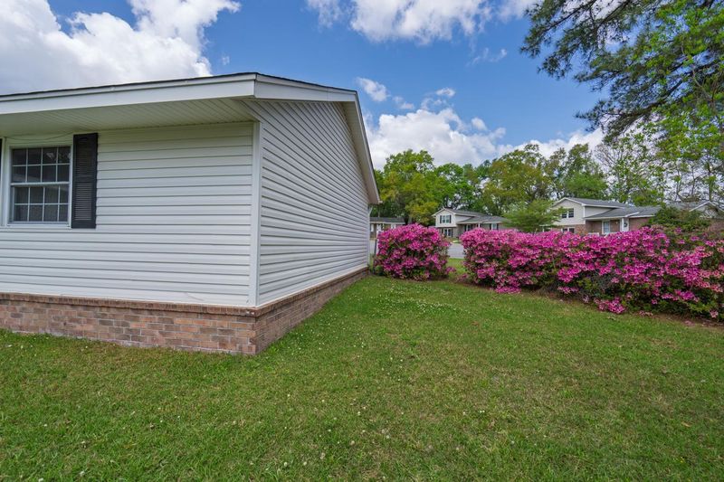 125 Braly Dr, Summerville, SC 29485