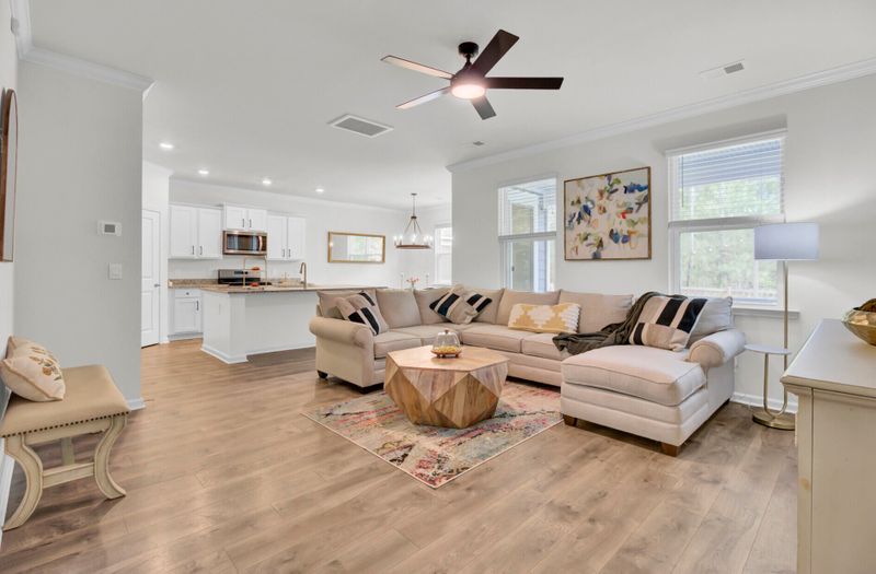 496 Oak View Way, Summerville, SC 29483