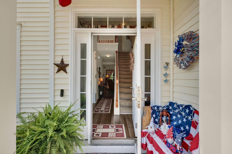 542 Brick Barn Ln, Goose Creek, SC 29445