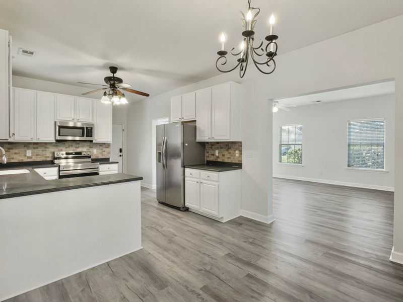 272 Westbrooke Rd, Summerville, SC 29486