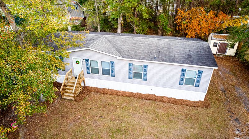 406 Butter Rd, Bonneau, SC 29431