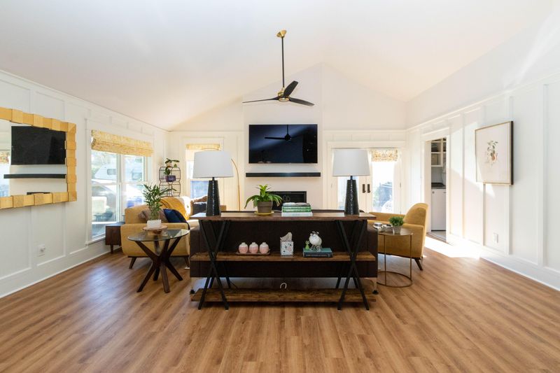 1313 Lonnie Cir, Mount Pleasant, SC 29464