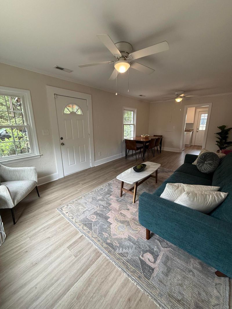 5478 Crown Ave, North Charleston, SC 29406