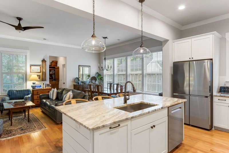 1916 Fleming Woods Rd, Charleston, SC 29412