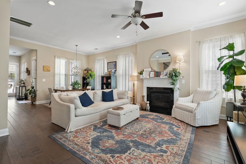 5122 Hyde Park Village Ln, North Charleston, SC 29405
