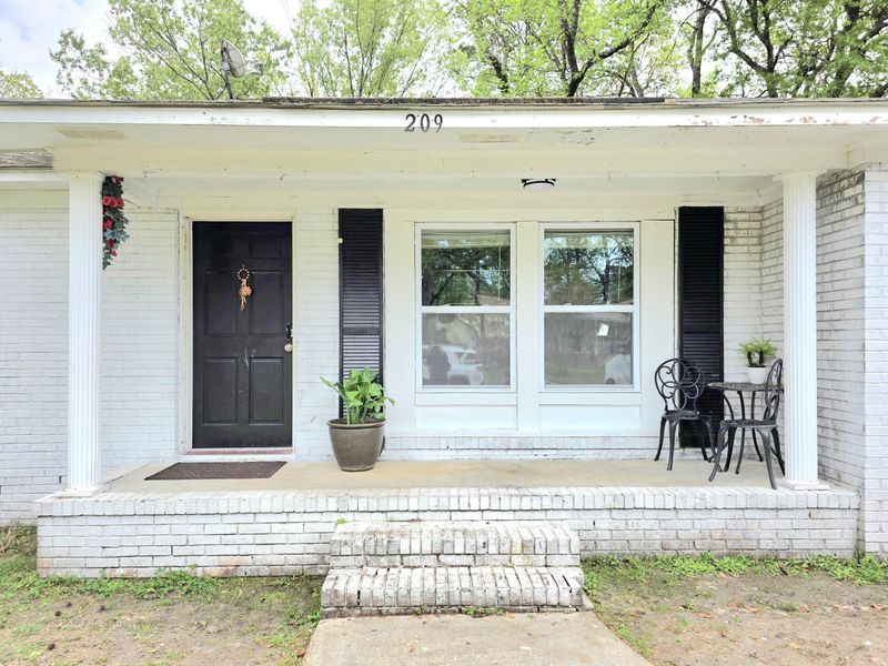209 Janice St, Goose Creek, SC 29445