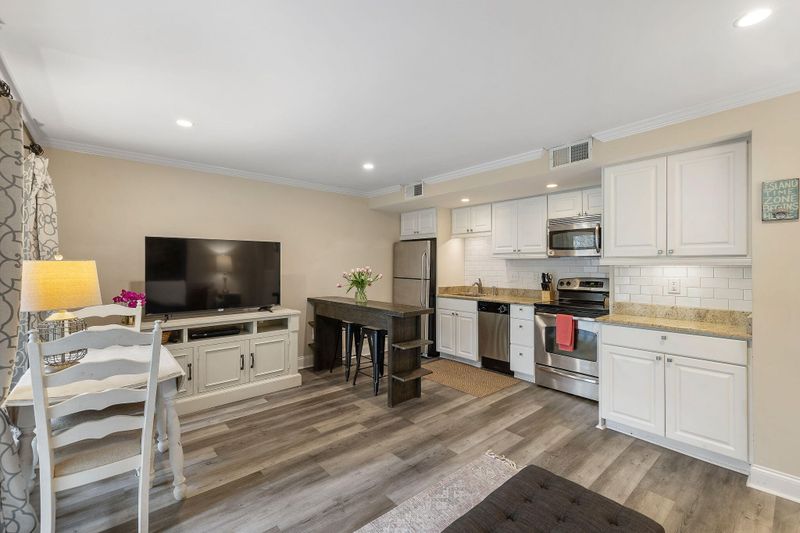 3572 Shipwatch Rd, Kiawah Island, SC 29455
