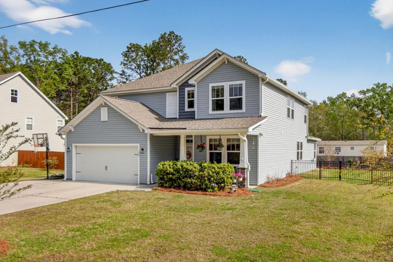 134 Saint Germain Dr, Summerville, SC 29483