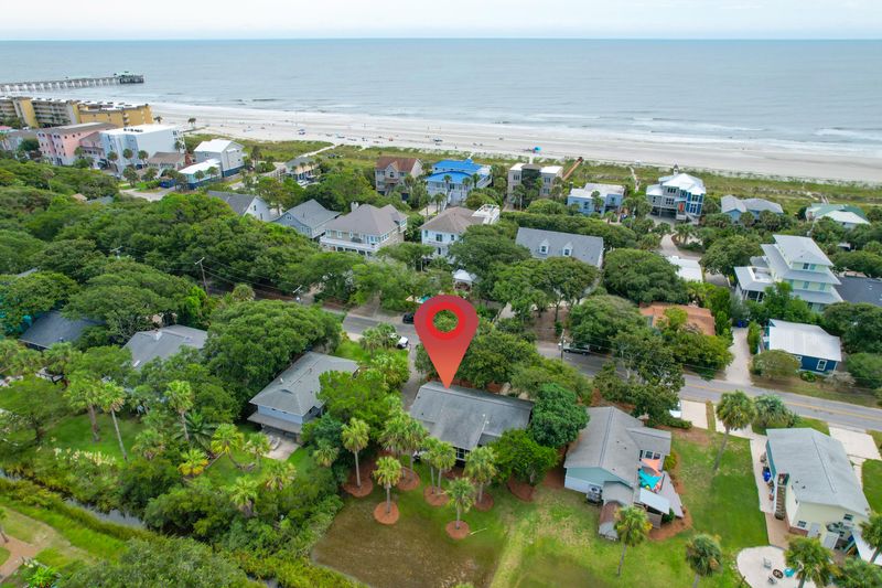 312 W Cooper Ave, Folly Beach, SC 29439
