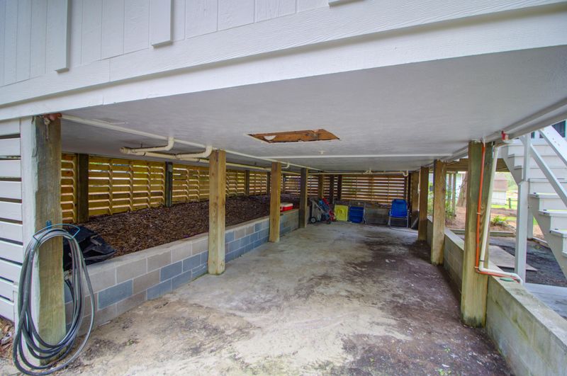 312 W Cooper Ave, Folly Beach, SC 29439
