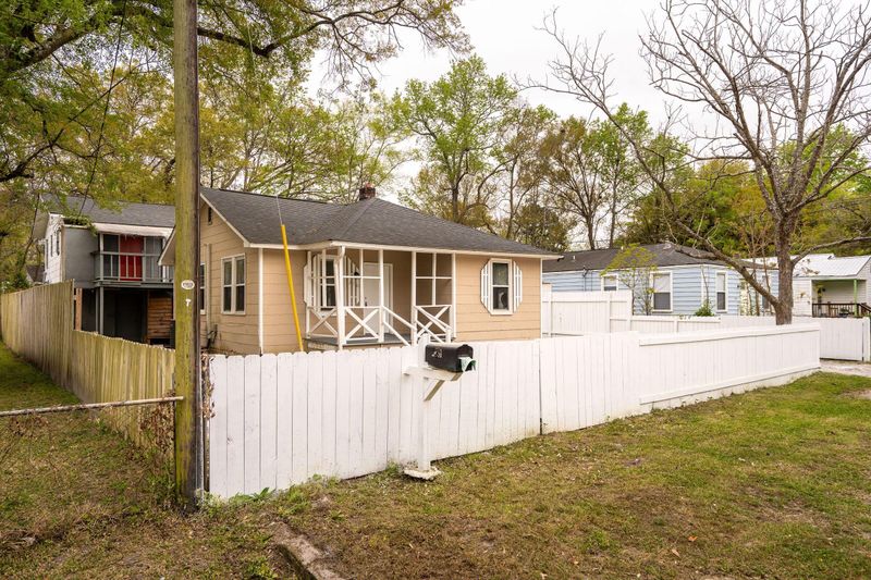 2781 Ranger Dr #A & B, North Charleston, SC 29405