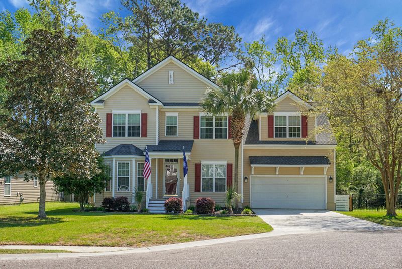 1504 Egret Creek Ct, Hanahan, SC 29410