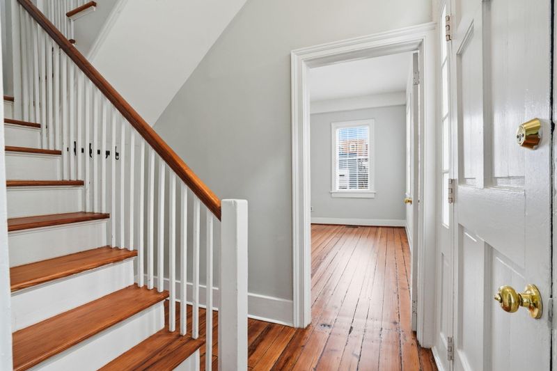 97 Smith St, Charleston, SC 29401