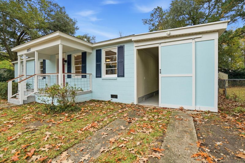 1855 Dogwood Rd, Charleston, SC 29414