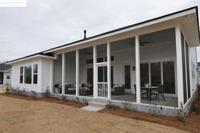 2182 Gulf Dr, Mount Pleasant, SC 29466