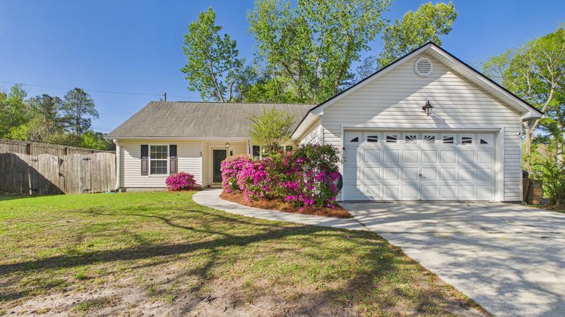 69 Wolk Dr, Charleston, SC 29414