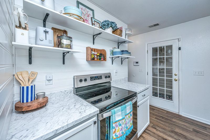 1104 Margle Way, North Charleston, SC 29420
