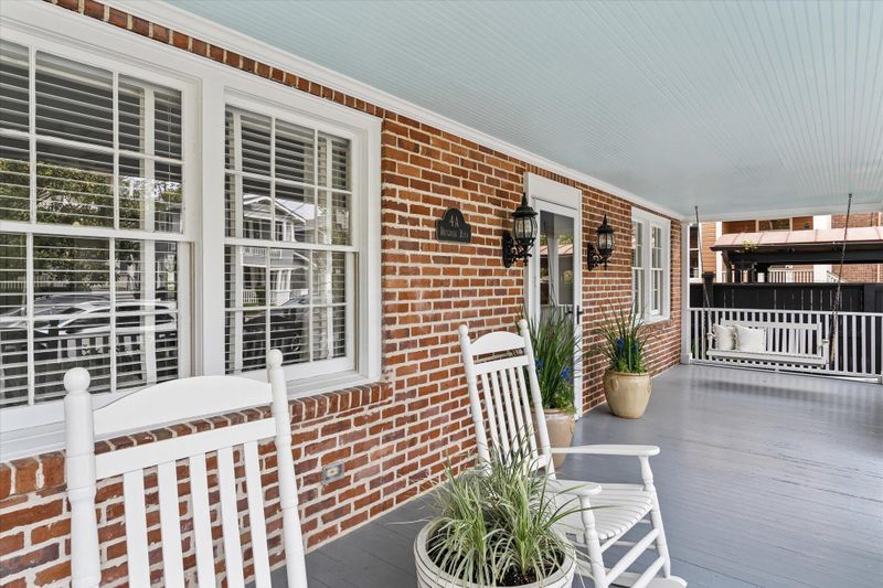 4 Rutledge Blvd #A, Charleston, SC 29401
