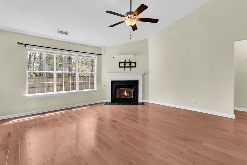 604 Tribeca Ct, Charleston, SC 29414