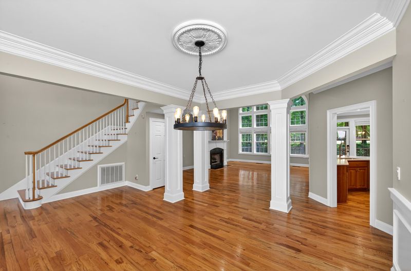8618 W Fairway Woods Dr, North Charleston, SC 29420