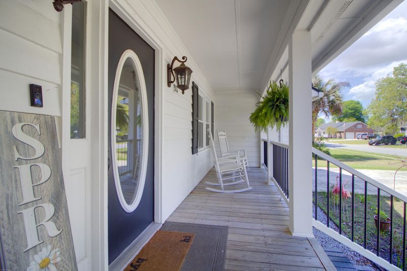 93 Shadowmoss Pw, Charleston, SC 29414