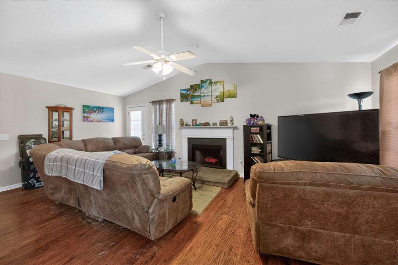 306 Springdale Ct, Summerville, SC 29486