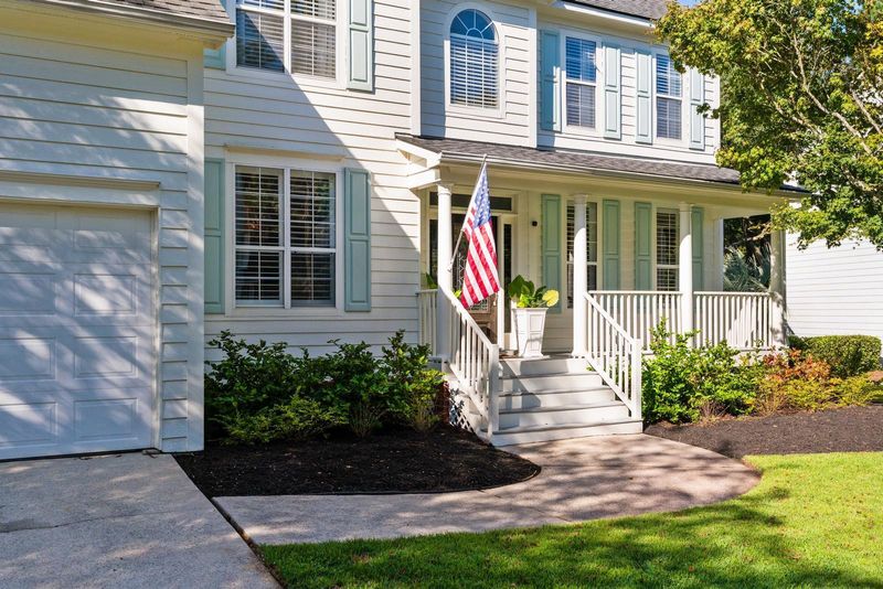 2774 Victoria Lake Dr, Mount Pleasant, SC 29466