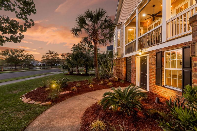 1721 Rivertowne Country Club Dr, Mount Pleasant, SC 29466