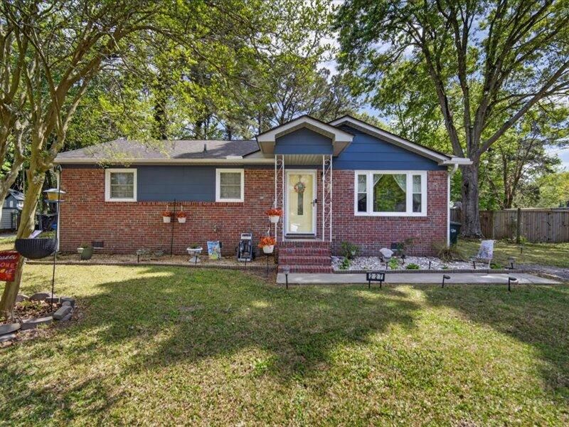 227 Birch Ave, Goose Creek, SC 29445