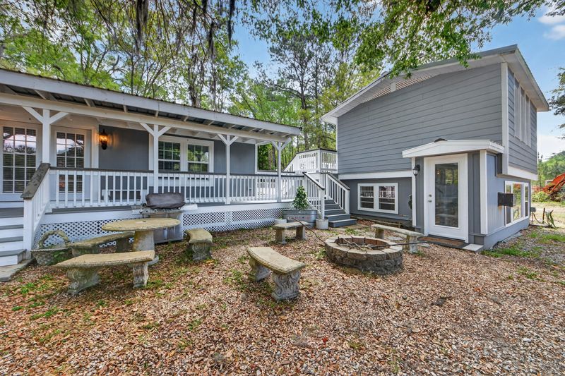 4869 Slanns Island Rd, Hollywood, SC 29449