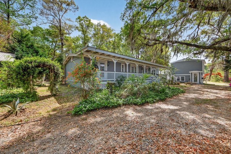 4869 Slanns Island Rd, Hollywood, SC 29449