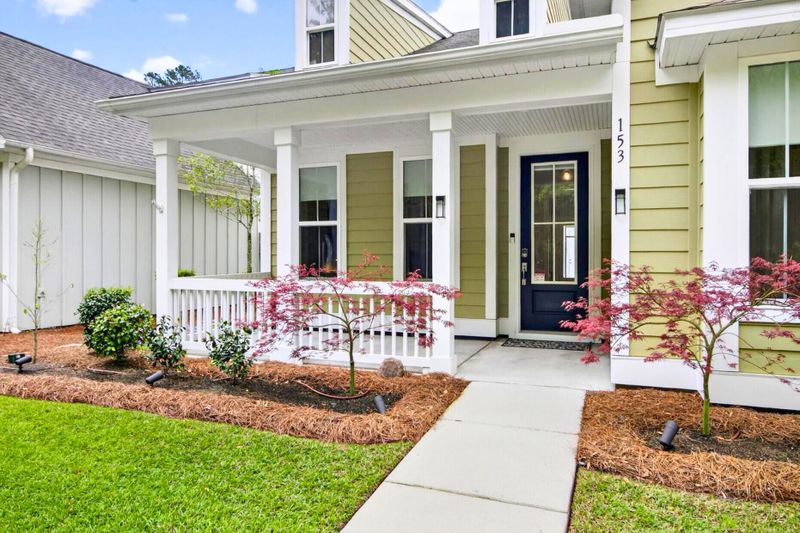 153 Village Ponds Dr, Summerville, SC 29483