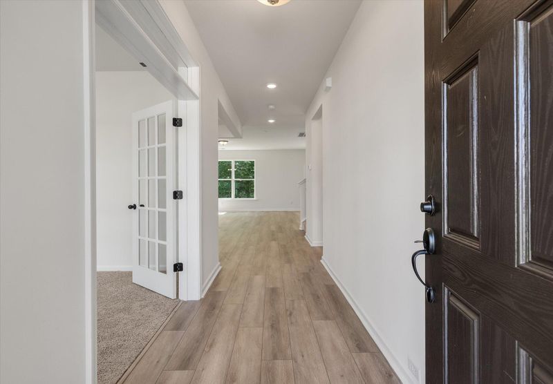 379 Blue Oak Dr, Moncks Corner, SC 29461