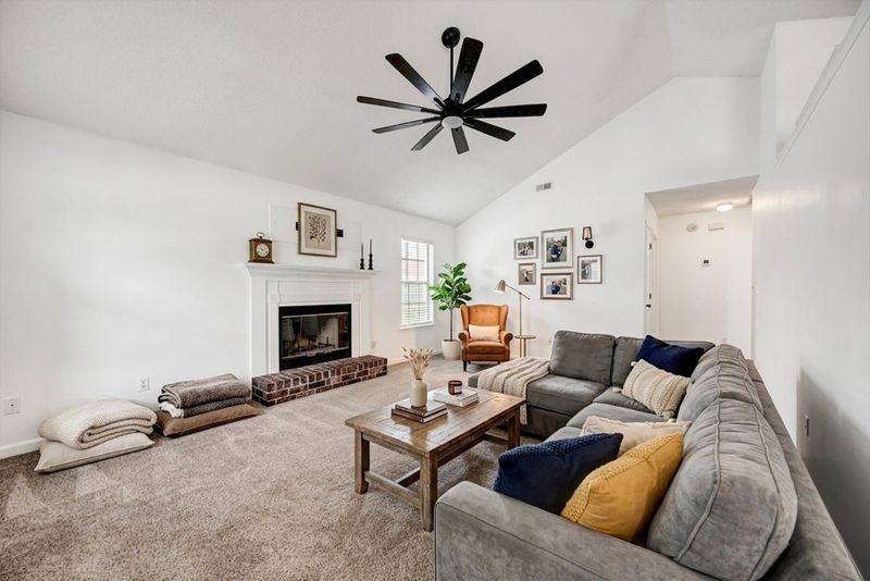 1017 Tj Ln, Summerville, SC 29486
