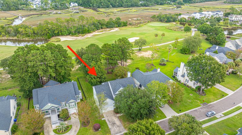 1557 Oakhurst Dr, Mount Pleasant, SC 29466