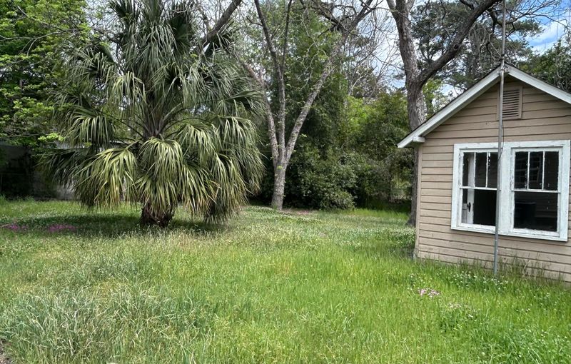 302 Horne St, Saint George, SC 29477