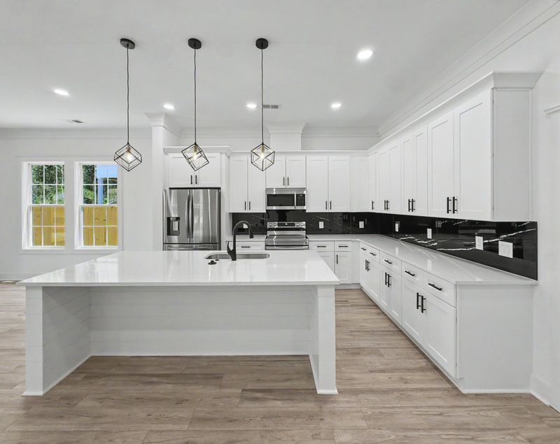 1922 Clifton St, North Charleston, SC 29406