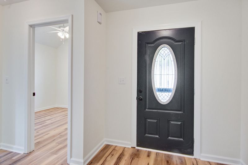 9614 Crosscut Dr, Ladson, SC 29456
